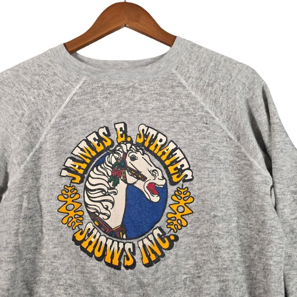 Vintage 80s Trench James E Strates Shows Carnival Horse Sweatshirt Gray Womens M